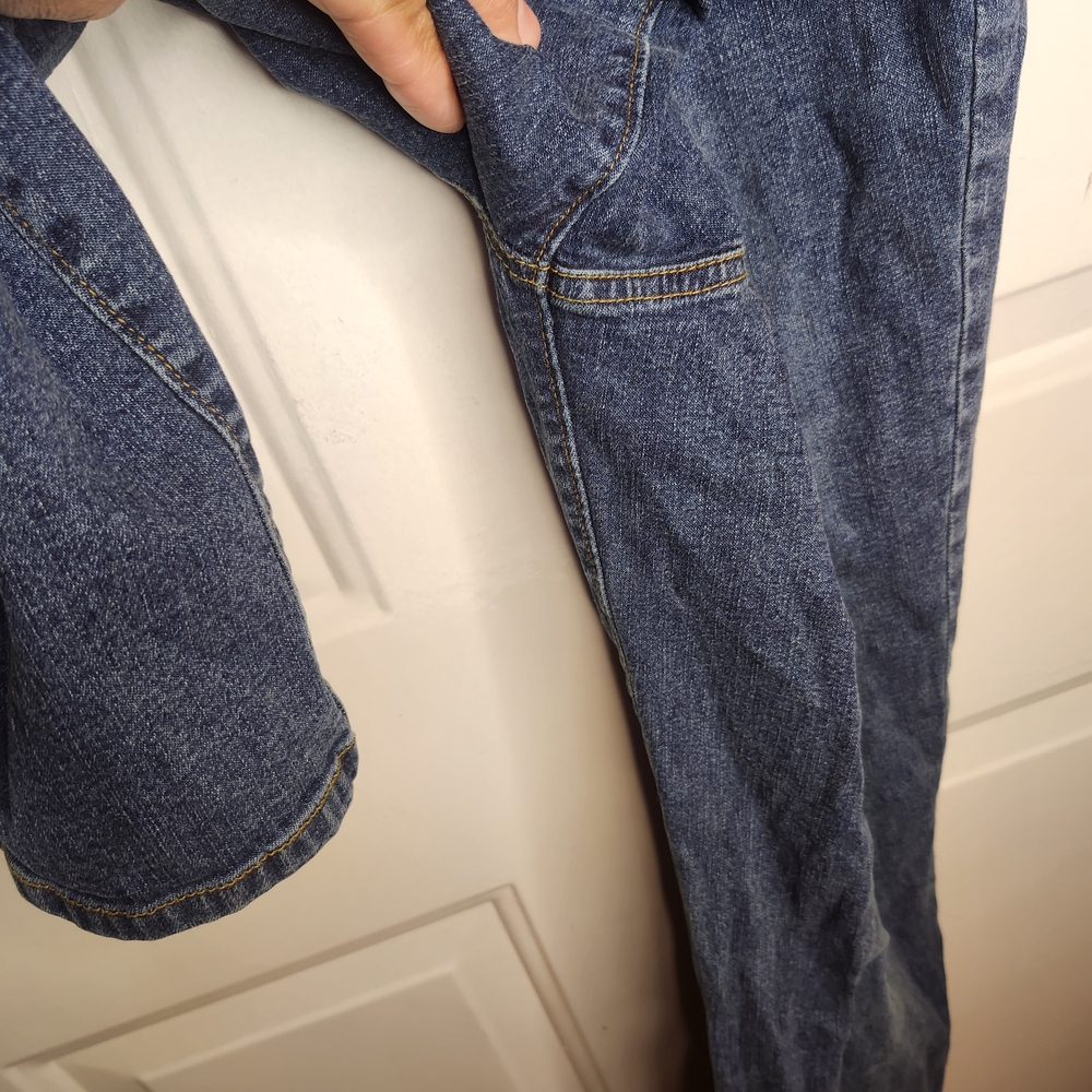Jennifer Lopez Denim Jumpsuit in Dark Blue with Contrast Stitching - Picture 15 of 16